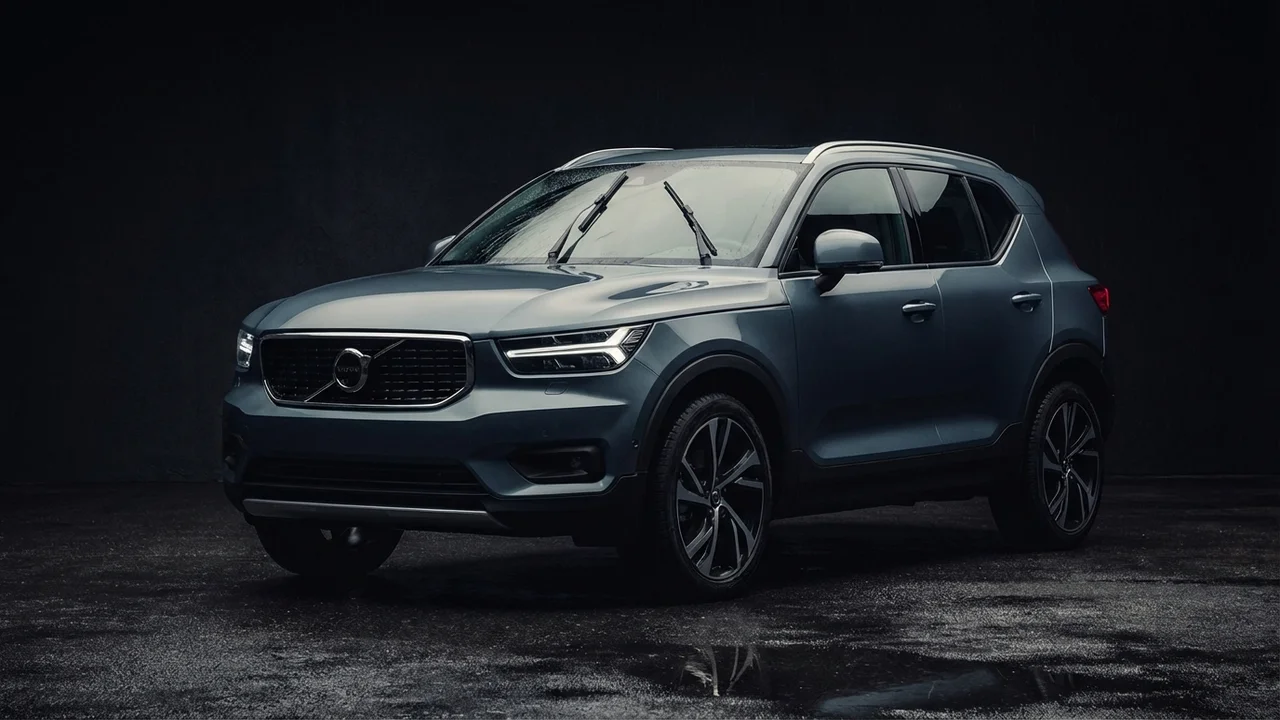 مساحات زجاج لسيارة Volvo XC40 — اشترِ شفرات بمقاس مخصص - 1